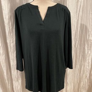 41 Hawthorn Womens dark green medium 3/4 sleeve V-neck shirt